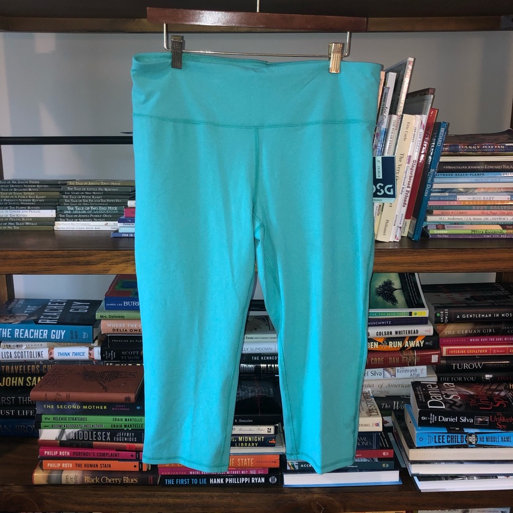 DSG Performance High Rise Capri Atlantis Heather XL NWT